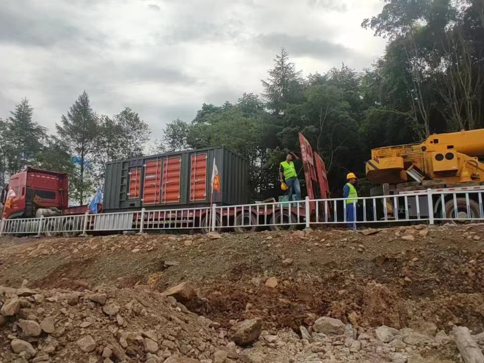 南京雨花台 应急发电车租赁节假日不休